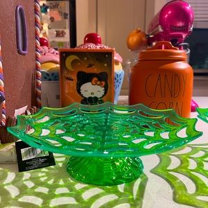 Neon Green Plastic Spider Web 🕸 Plates